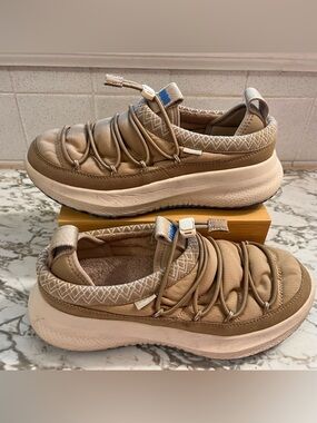 UGG Men’s CA78 Tasman Hybrid Quilted Sneakers/Slippers in Taupe and Cream